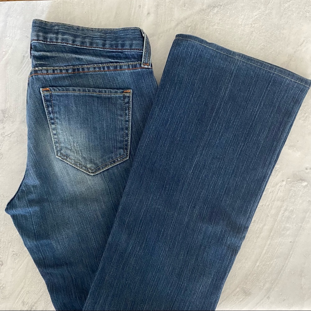 Gap Low Rise Boot Cut Jeans, Size 4 Regular